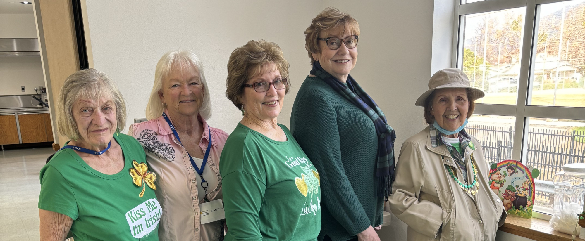 Volunteers Kay John, Jodine Martin, Elaine McAllister, Christie Roy, and Elinore Kohlinberg